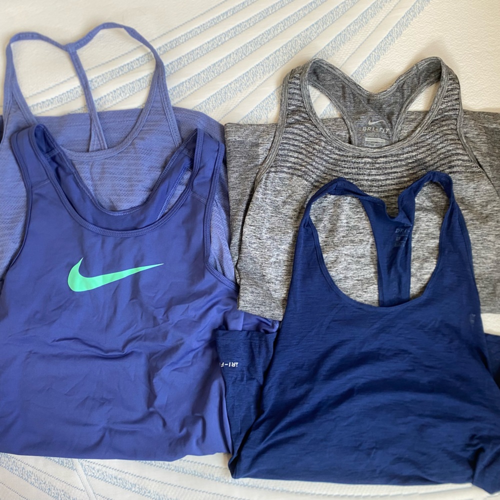 NIKE tank tops